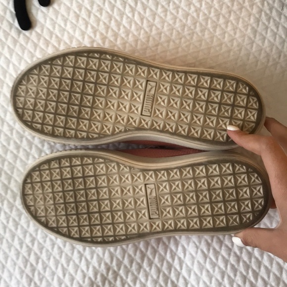 Pink puma sneakers - Picture 3 of 3